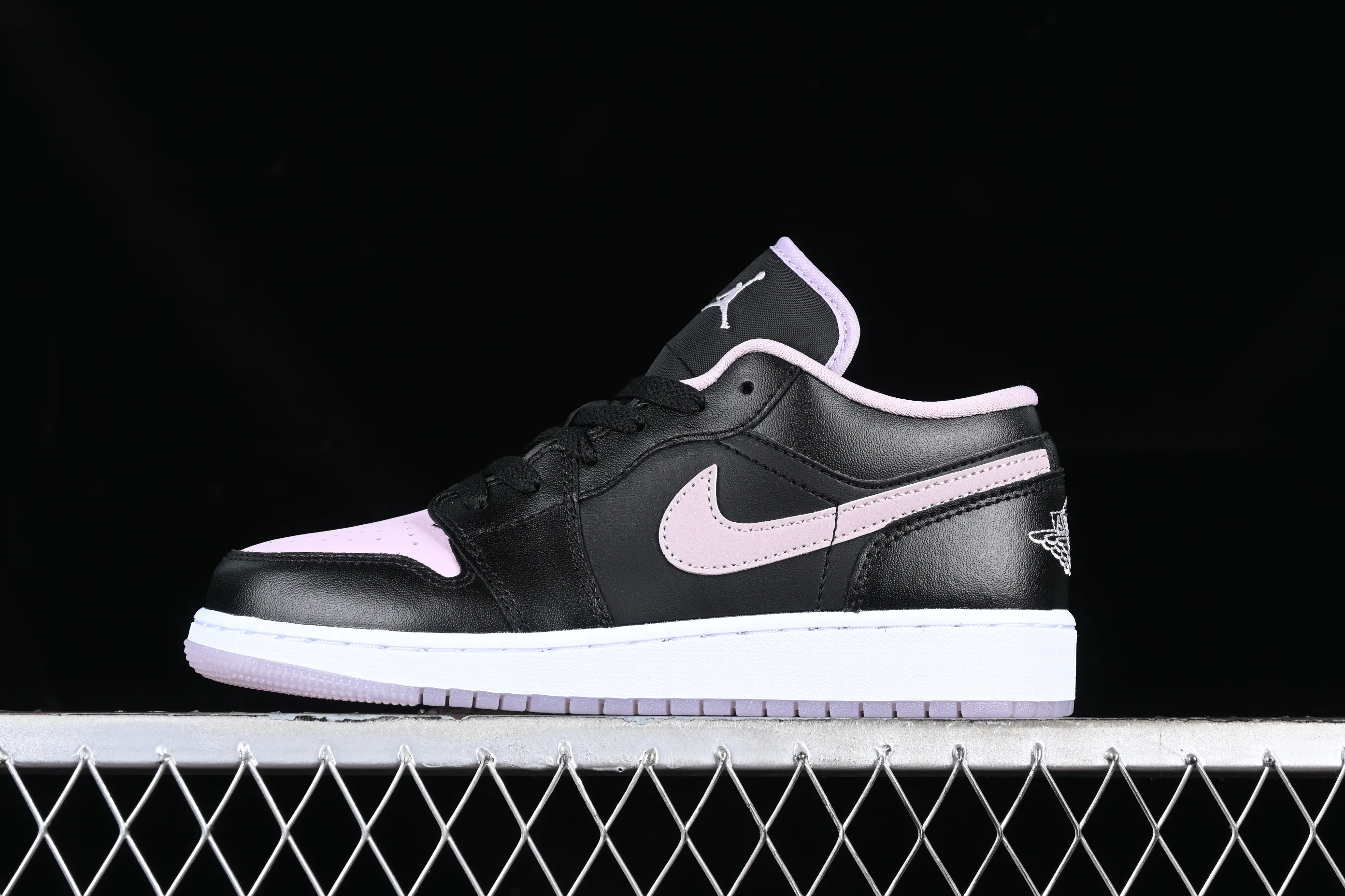 All categories Air Jordan Jordan series basketball shoes Air Jordan 1 Low G version pure original Air Jordan 1 Low AJ1 Joe 1 black powder low-top cultural casual sneakers DV1333-051